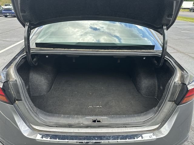 Used 2023 Gray Nissan 2.5 SR image 23