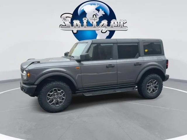 New 2025 Carbonized Gray Metallic Ford Badlands® image 5