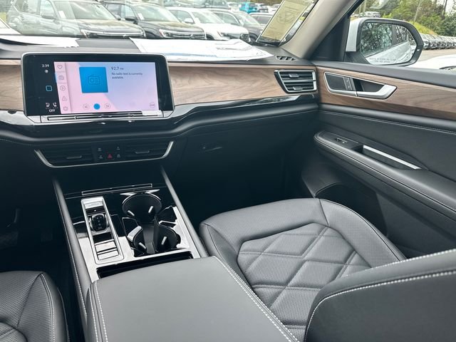 New 2026 White/off-white Volkswagen 2.0T SE w/Technology image 16