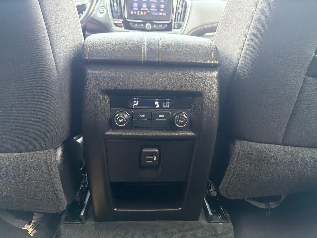 Used 2021 Gray Chevrolet LT image 17