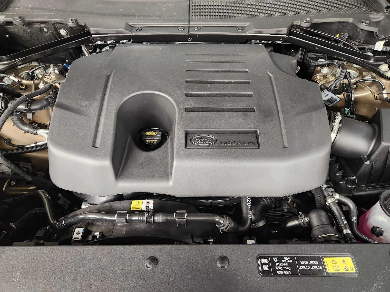 2026 Land Rover Defender X-Dynamic SE - Photo 50