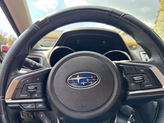 Used 2018 Silver Subaru 2.5i image 17
