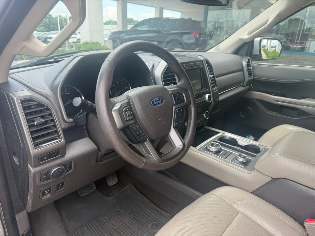 Used 2019 Ingot Silver Metallic Ford XLT image 9