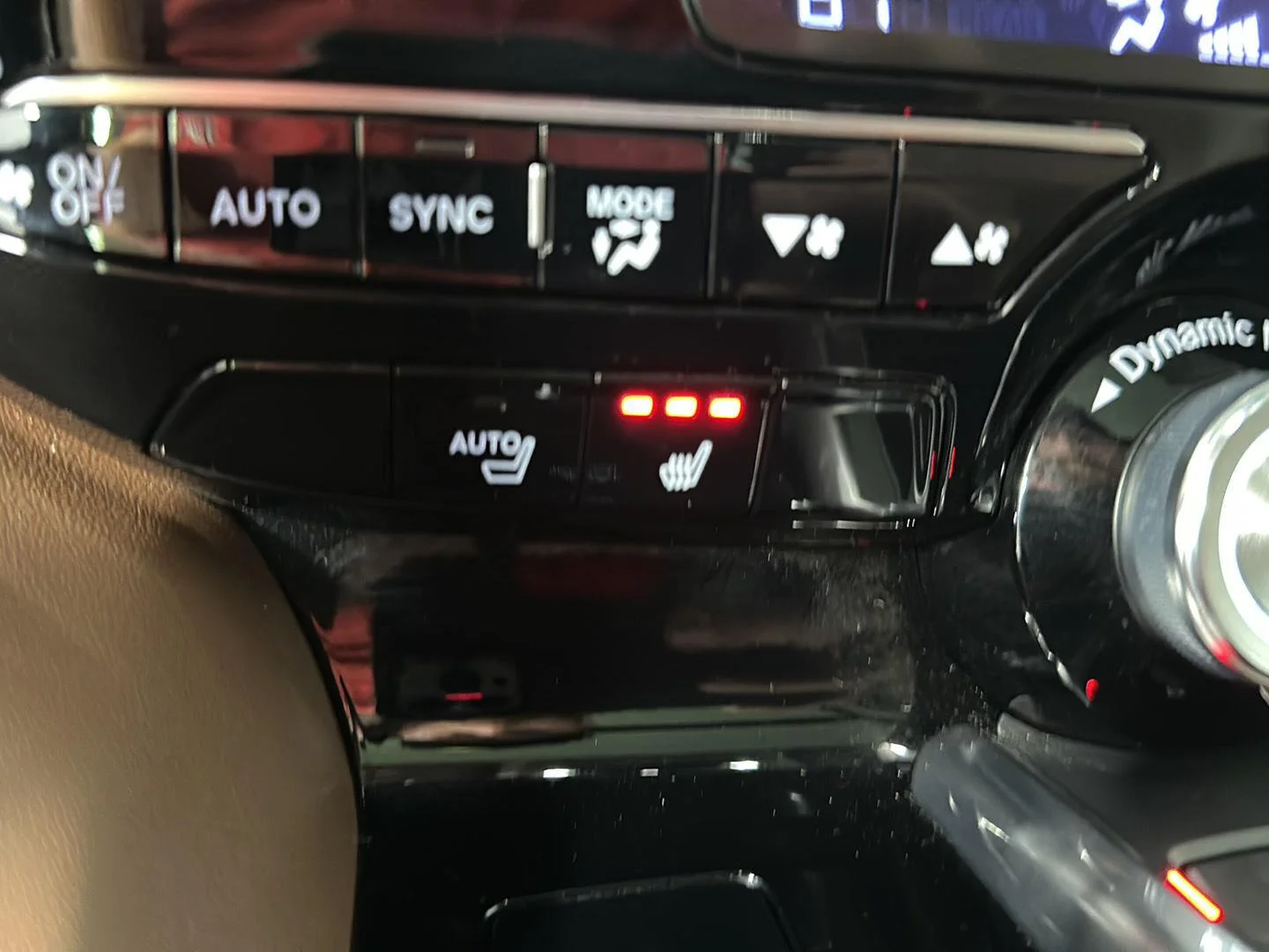 Used 2022 Majestic Black Pearl Acura SH-AWD w/Tech image 17