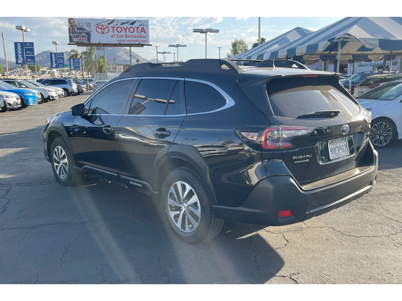Used 2025 CRYSTAL BLACK SIL Subaru Premium image 3