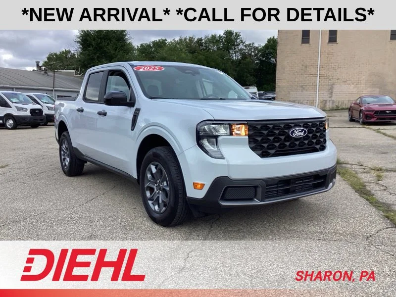 2025 Ford Maverick XLT - Photo 1