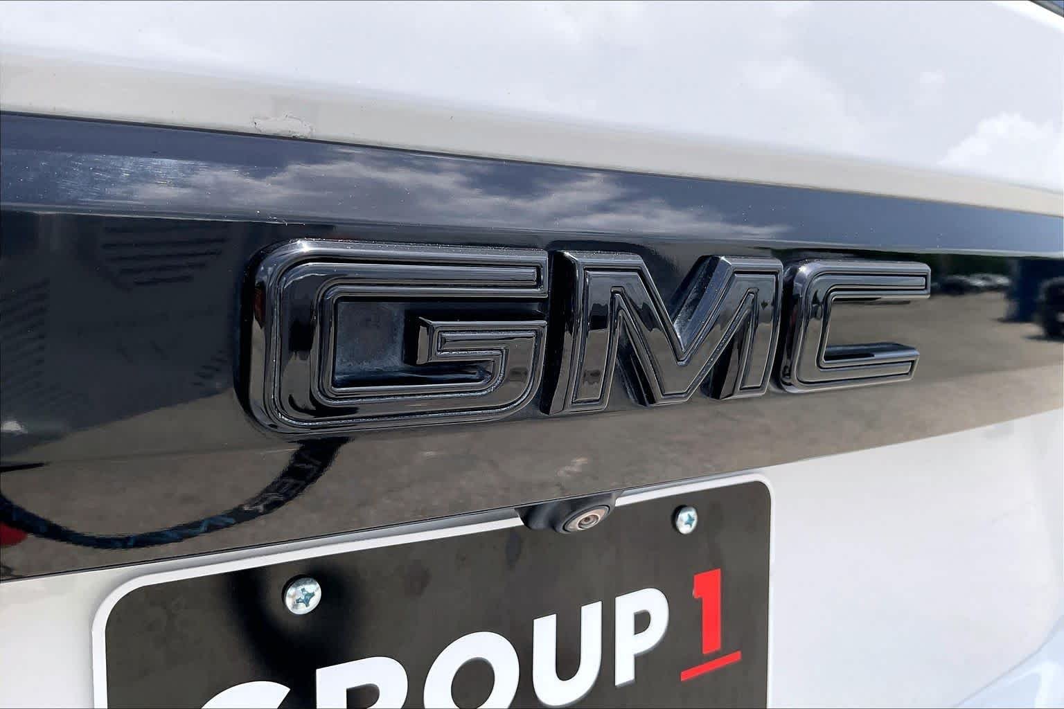 Certified Used 2024 Summit White GMC AT4 image 30
