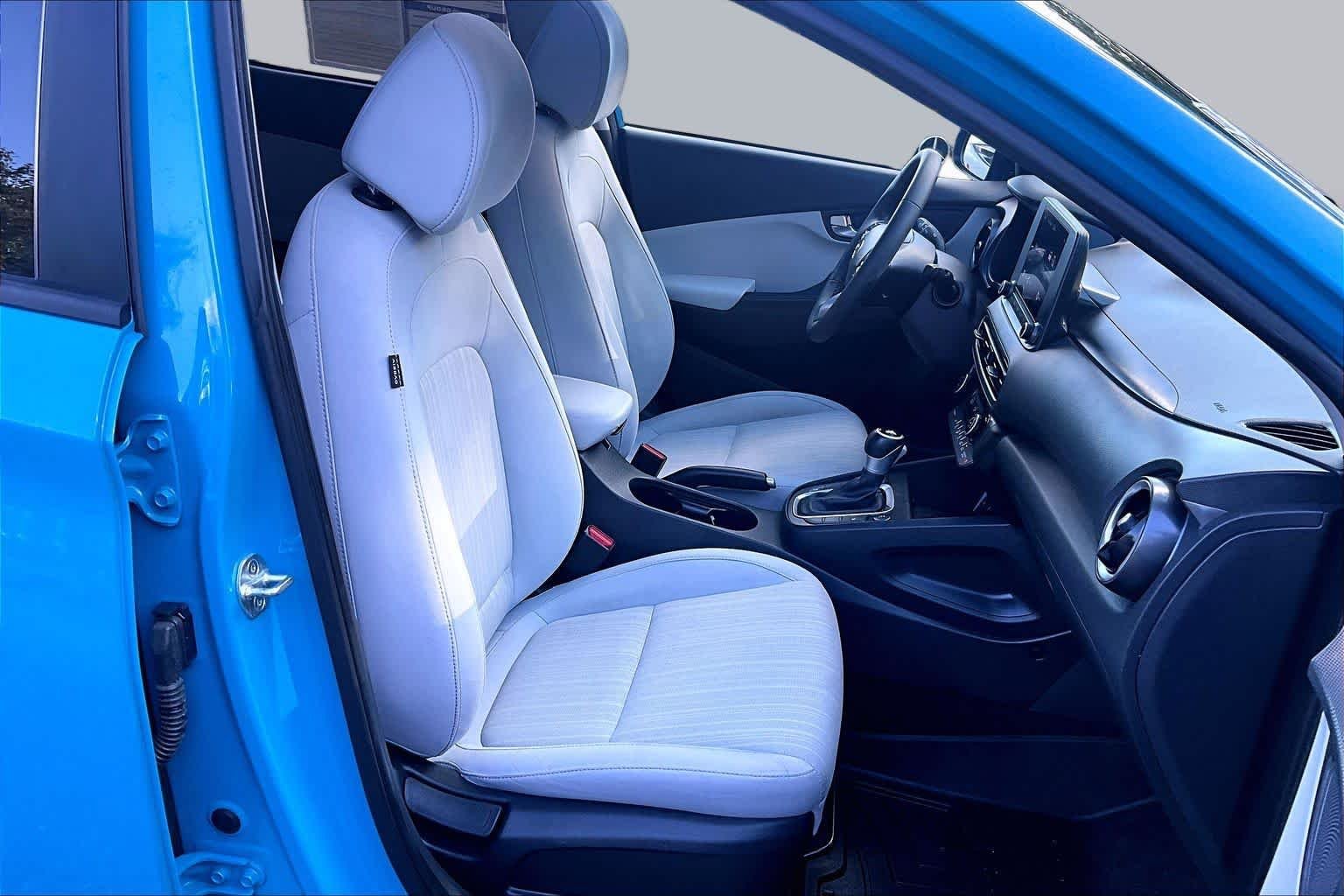 Used 2022 Teal Isle Hyundai SEL image 8