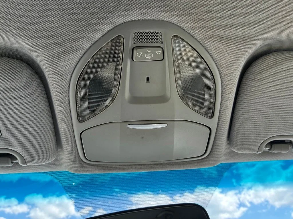 Used 2017 Silver Hyundai 2.4 Base image 22