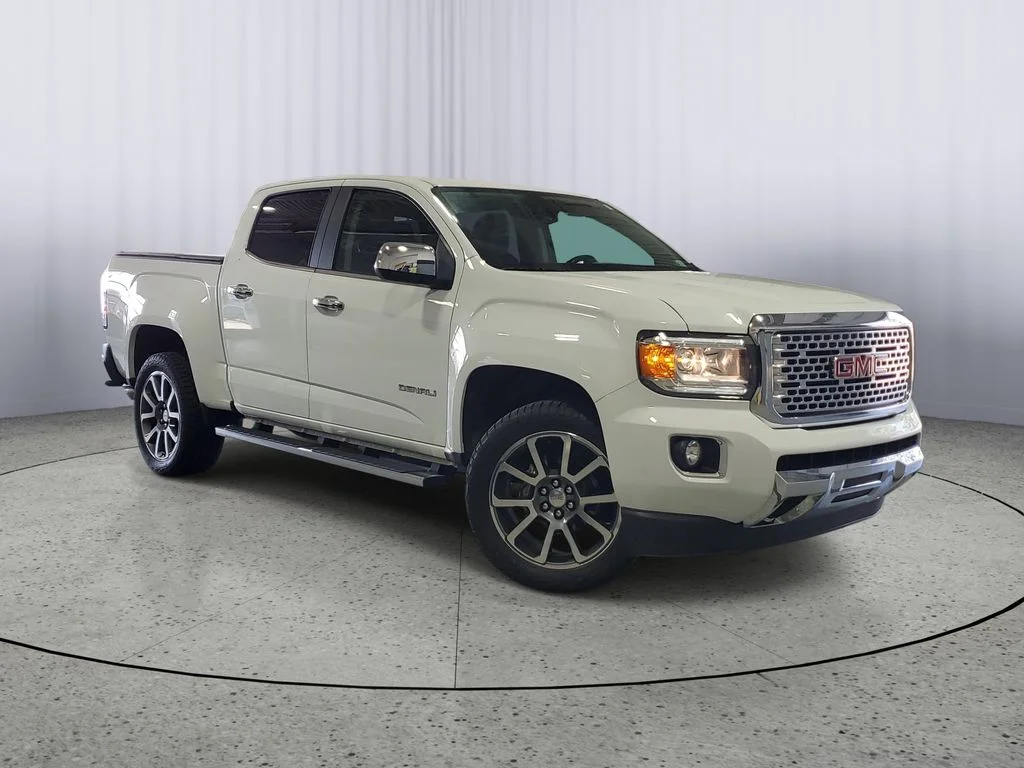 2019 GMC Canyon 4WD Denali Crew Cab Short Box's photo