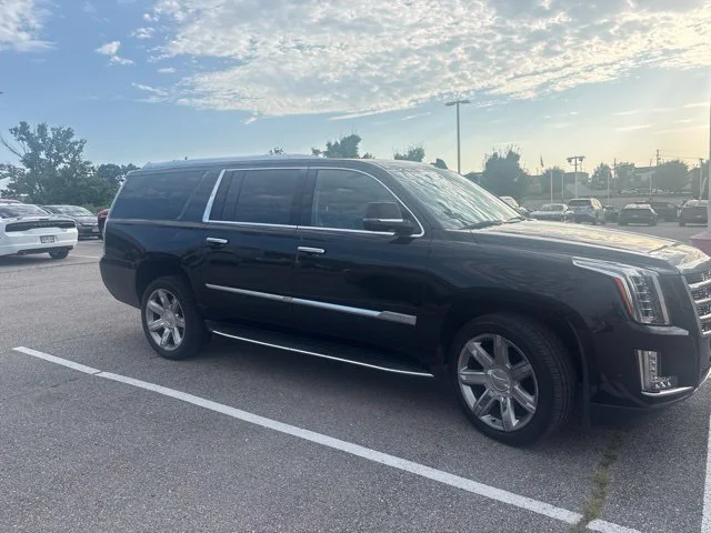 Used 2020 Black Cadillac Premium image 4