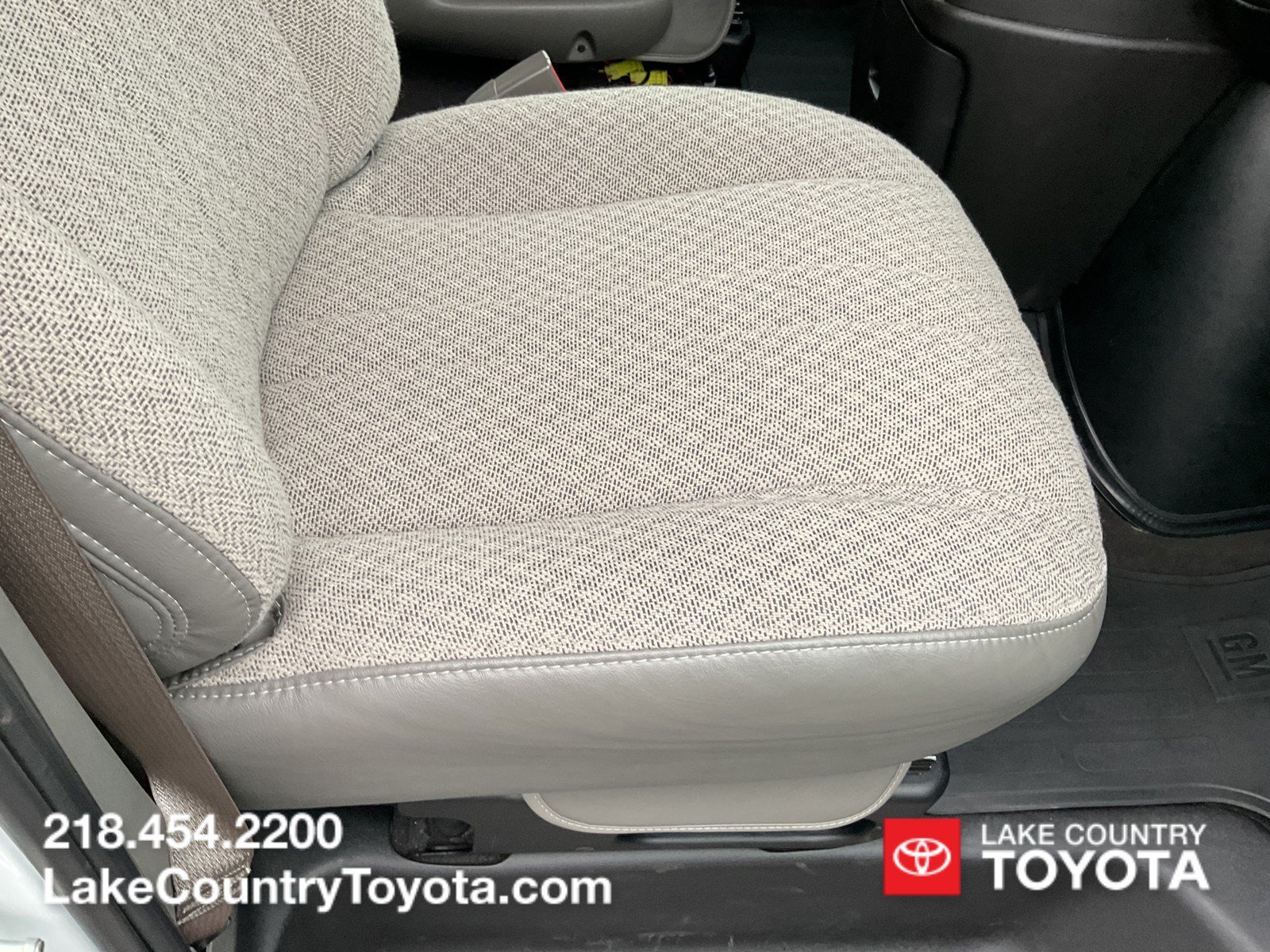 Used 2025 White Chevrolet LT image 20