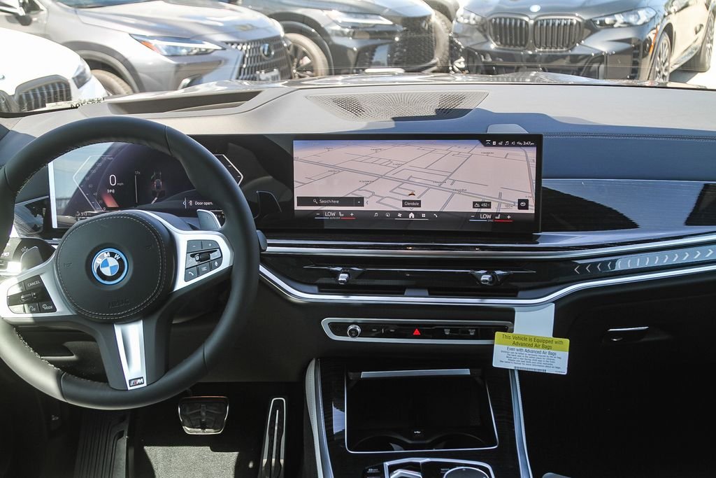 New 2026 Dravit Grey Metallic BMW xDrive50e image 9