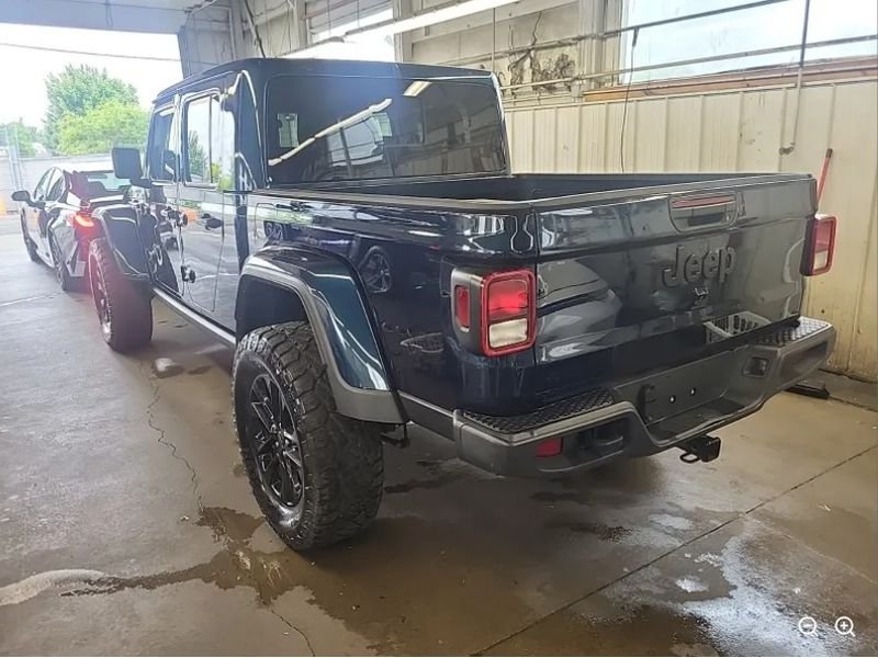 Used 2025 Fathom Blue Pearlcoat Jeep Nighthawk image 2