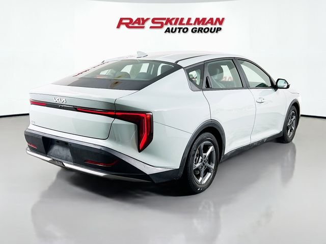2025 Kia K4 LXS - Photo 7