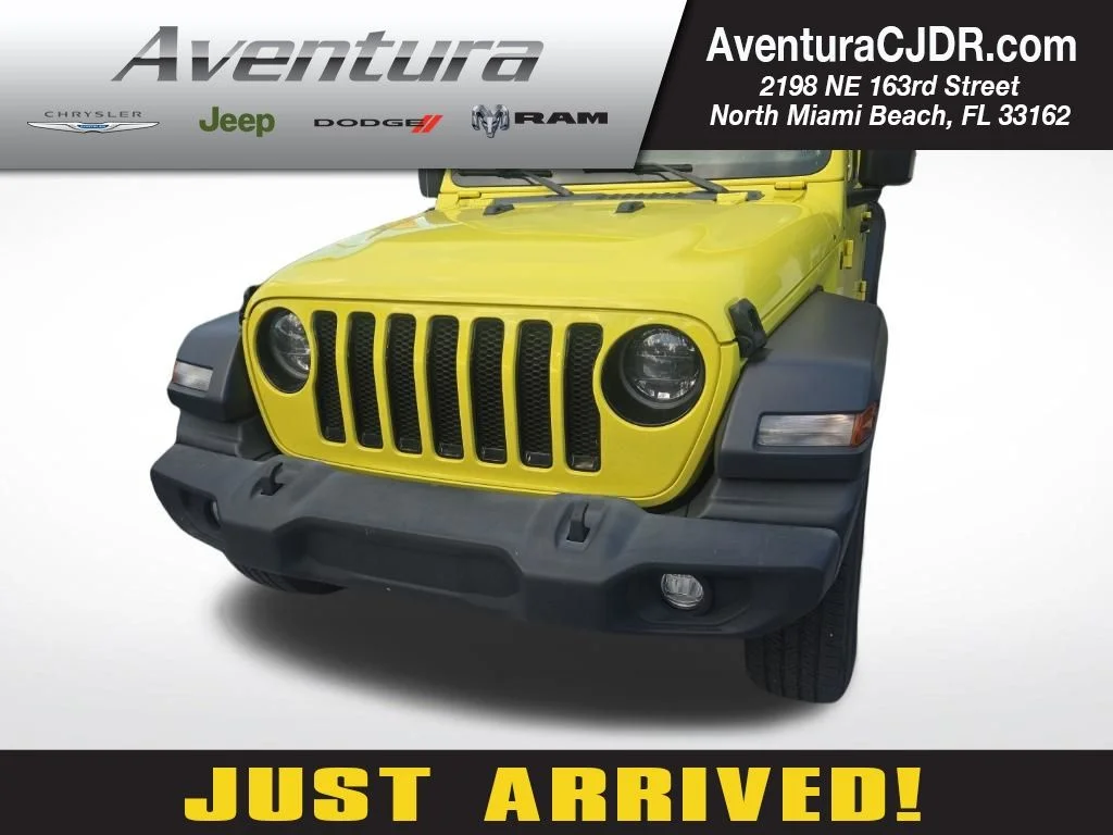 2023 Jeep Wrangler Altitude's photo