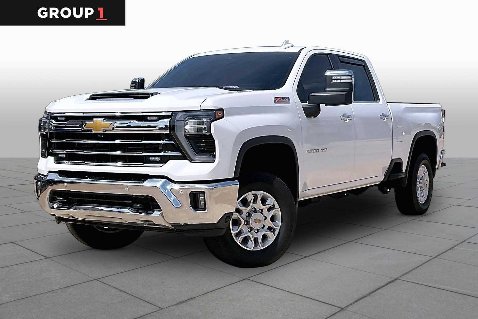 2025 Chevrolet Silverado HD LTZ 4WD Crew Cab Standard Box's photo