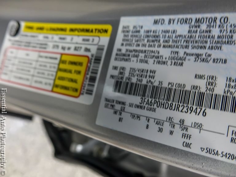 Used 2018 Ingot Silver Ford SE image 27