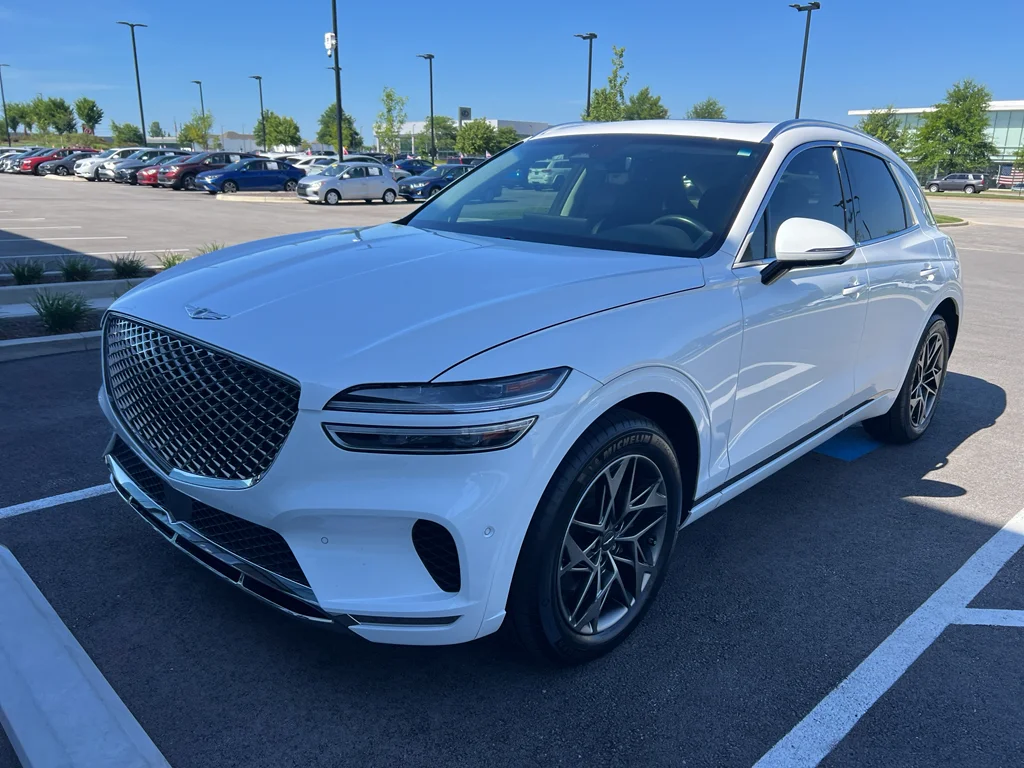 Used 2022 Uyuni White Genesis 2.5T image 3