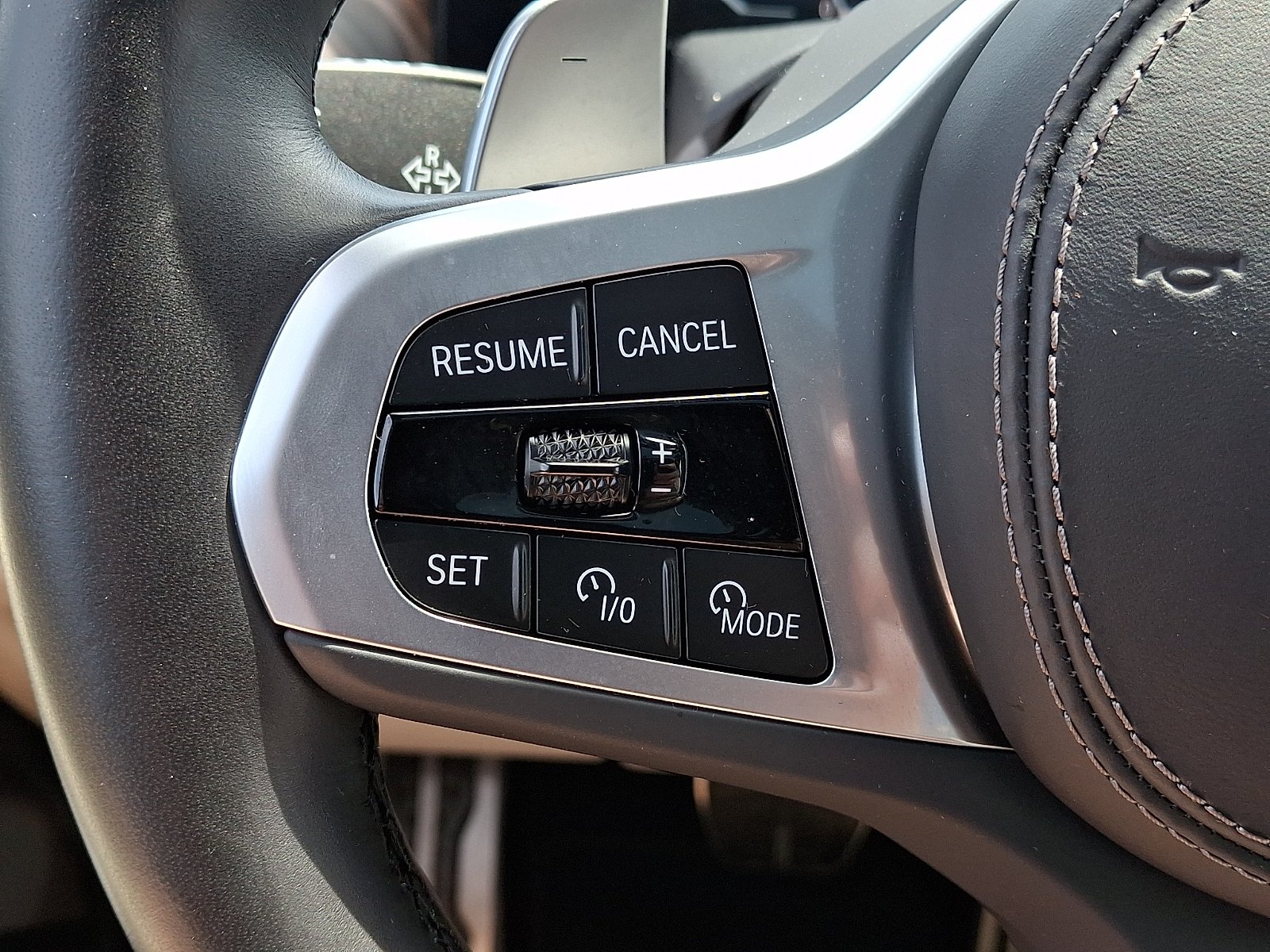 Used 2024 Tanzanite Blue II Metallic - C3Z BMW xDrive40i image 22