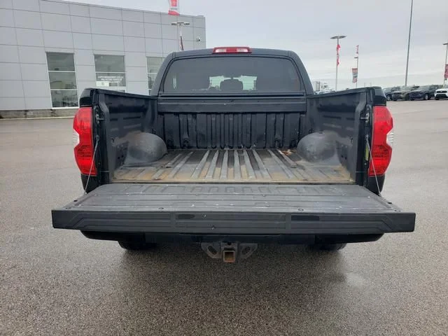 Used 2016 Black Toyota SR5 image 7