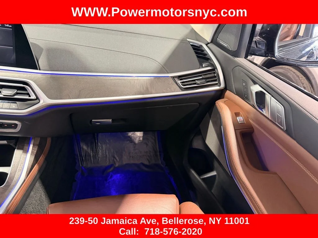 Used 2021 Black BMW xDrive40i image 32