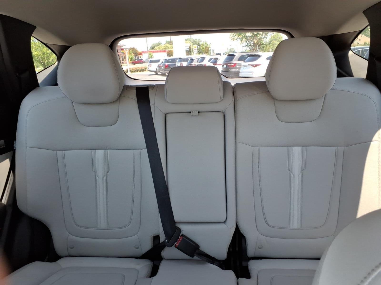 Used 2025 Atlantis Blue Hyundai SEL image 22