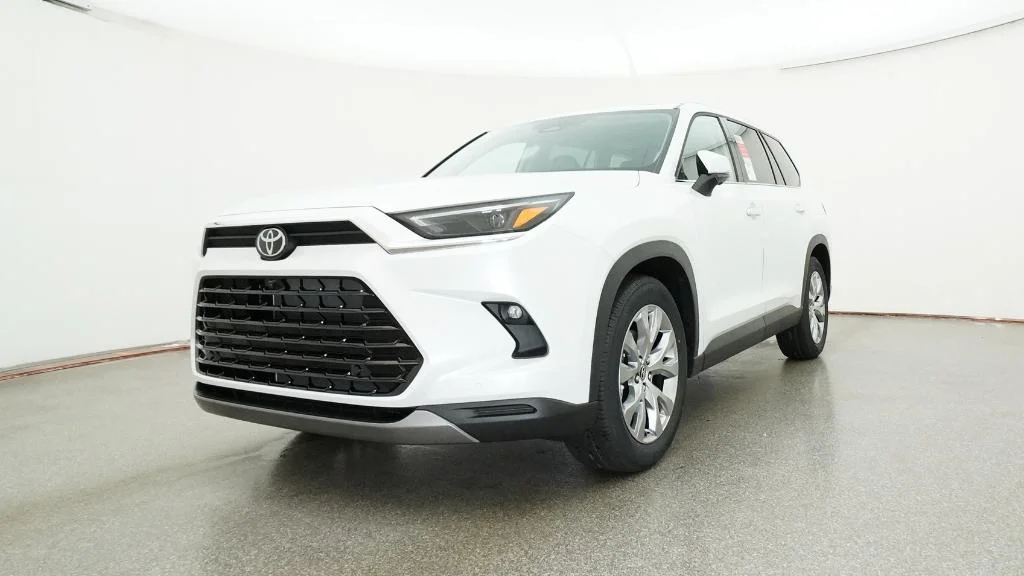 New 2026 Wind Chill Pearl Toyota Limited image 10