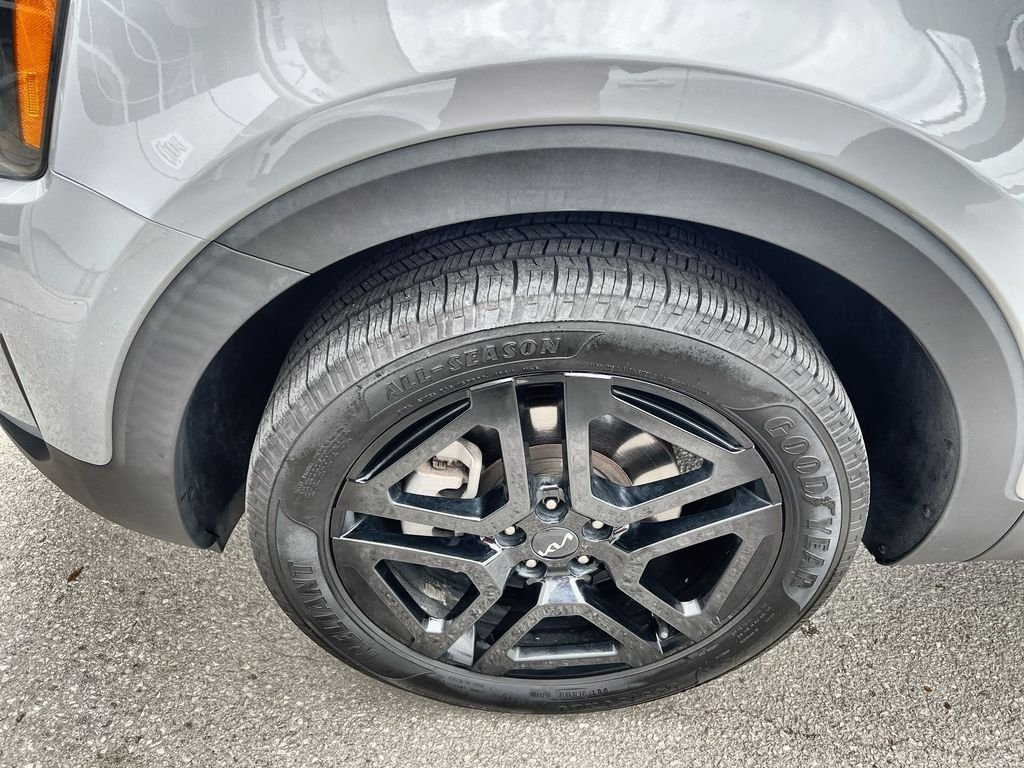 Used 2024 Gray Kia EX X-Line image 10