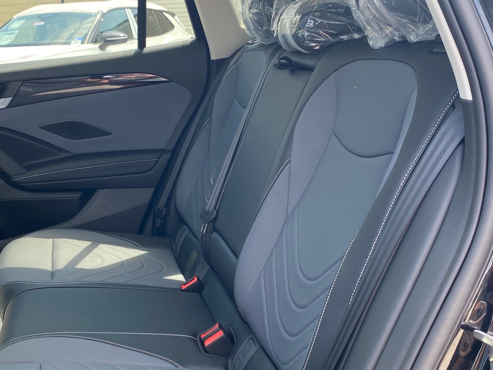 New 2026 Black Volkswagen 2.0T SE image 13