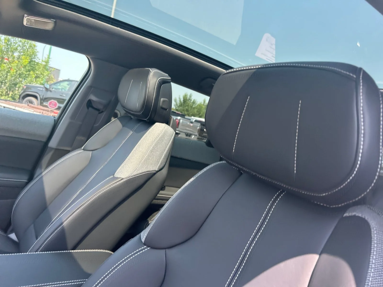 New 2026 Argent Silver Metallic Cadillac Sport image 17