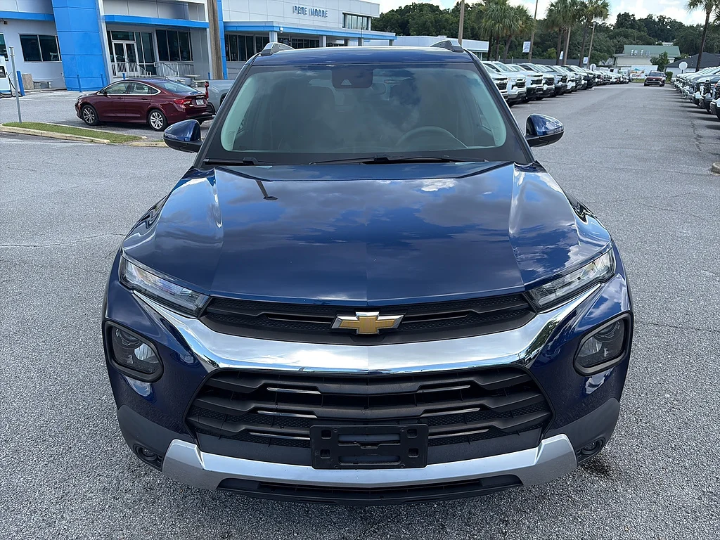 Used 2023 Blue Glow Metallic Chevrolet  image 8