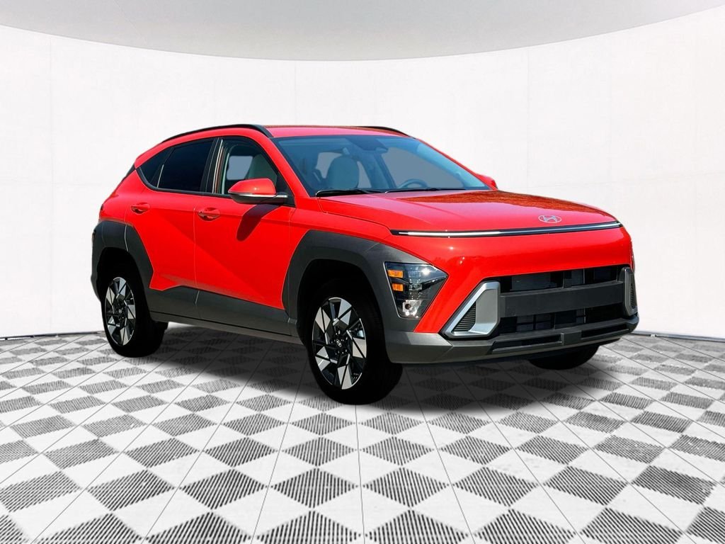 2025 Hyundai Kona SEL - Photo 17