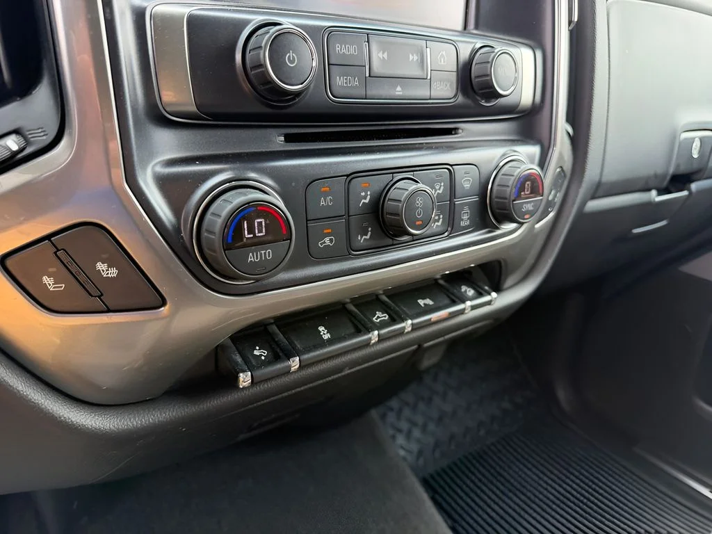 Used 2018 Cajun Red Tintcoat Chevrolet LT image 26
