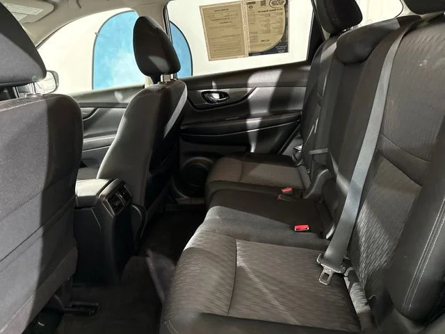 Used 2019 Gray Nissan SV image 16