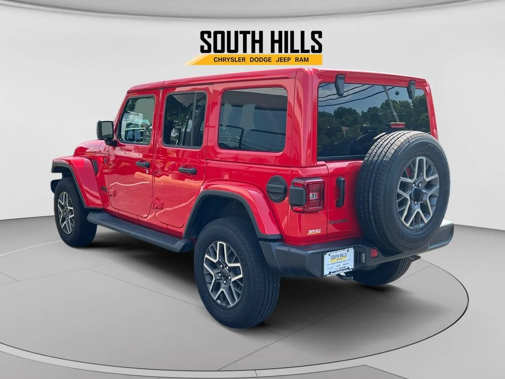 New 2025 Firecracker Red Clear-Coat Exterior Paint Jeep Sahara image 3