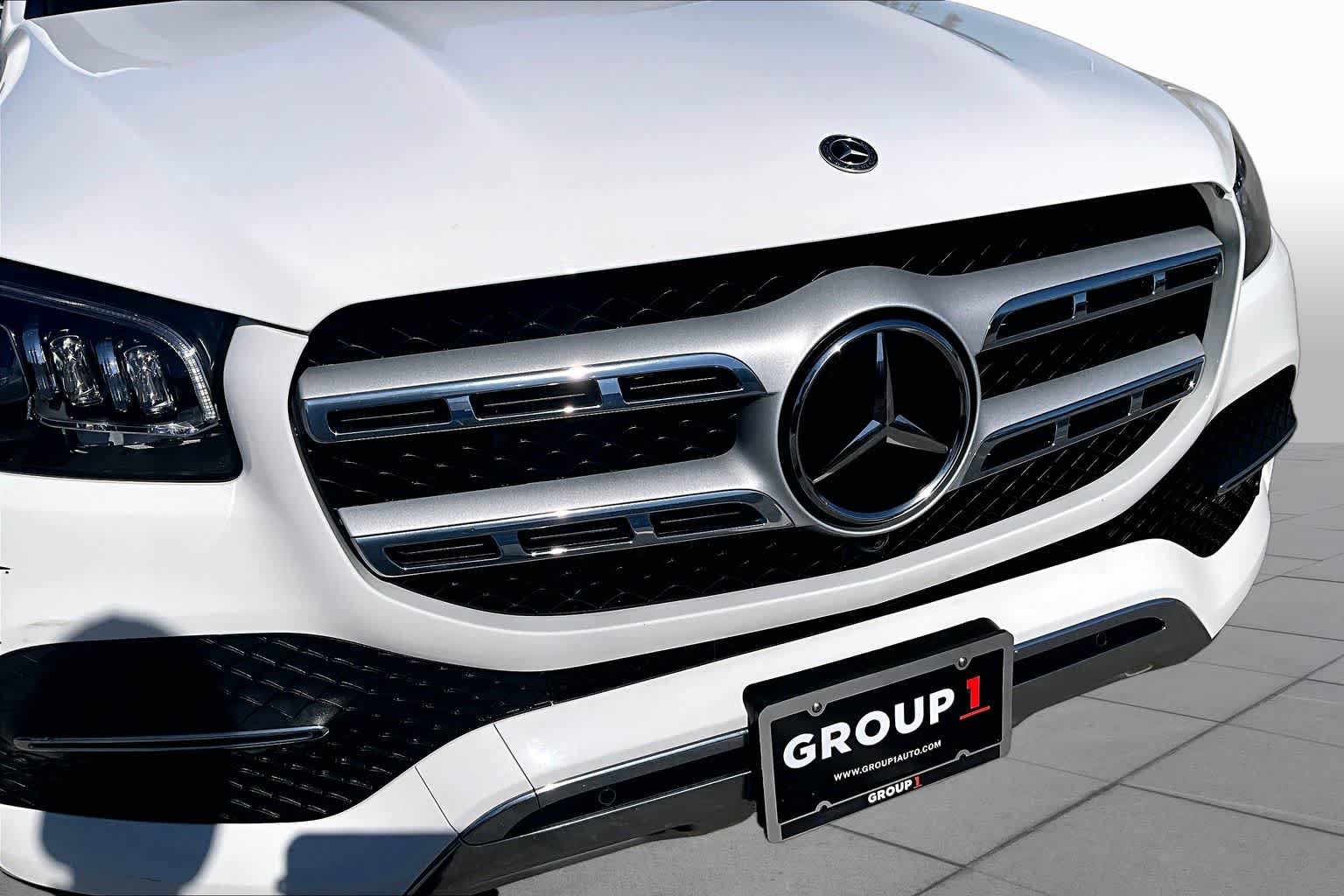 Used 2022 Polar White Mercedes-Benz GLS 450 image 30