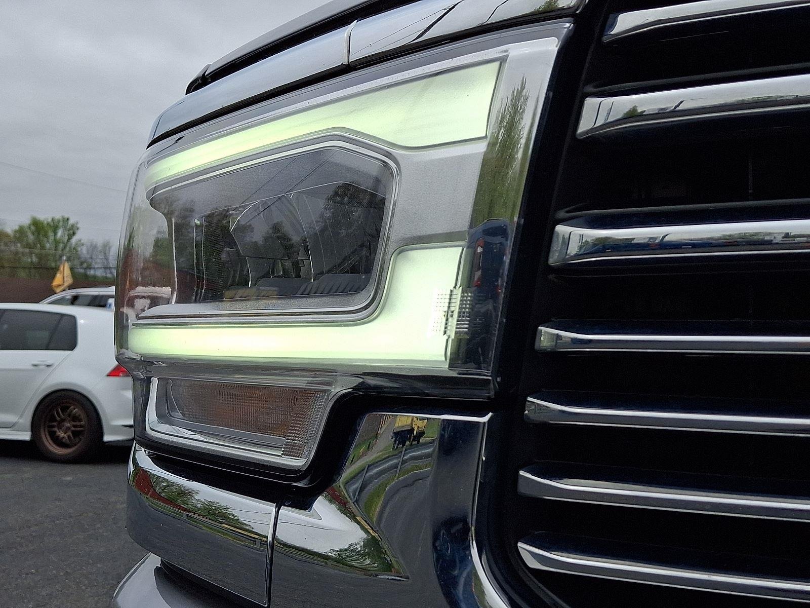 Used 2024 Billet Silver Metallic Clearcoat Ram Laramie image 10