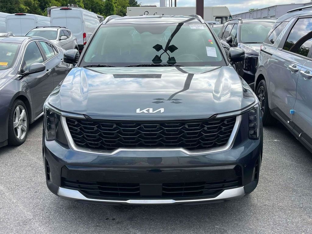 Used 2024 Gray Kia S image 3