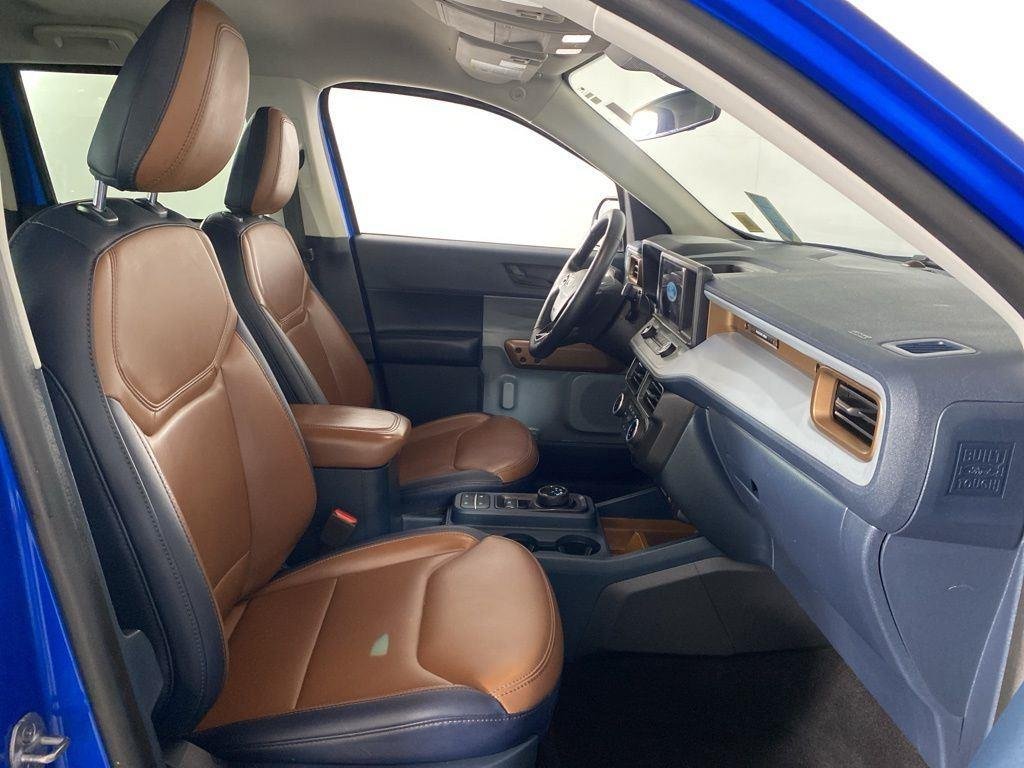 Used 2022 Blue Metallic Ford LARIAT image 26