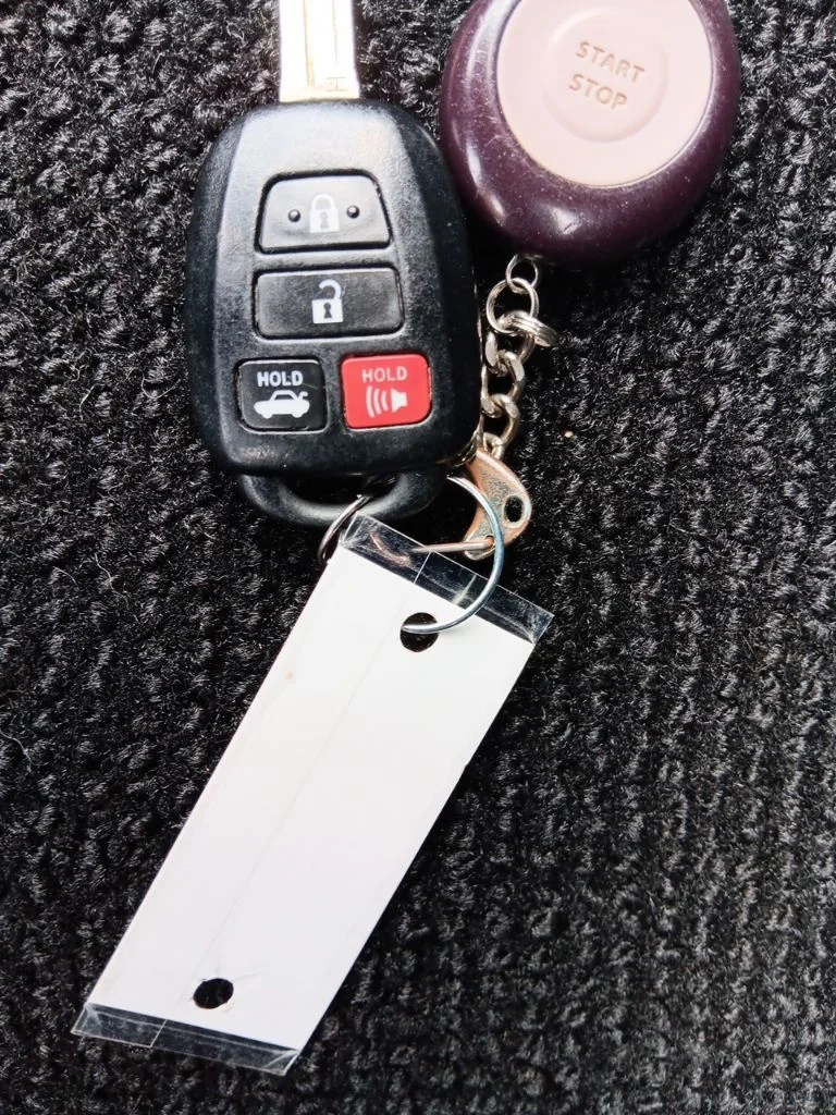 Used 2014 4Evergreen Mica Toyota LE image 35