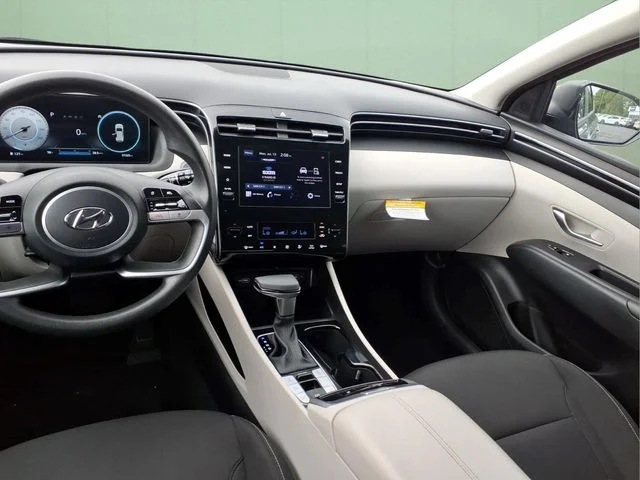 Used 2024 Gray Hyundai SEL image 18