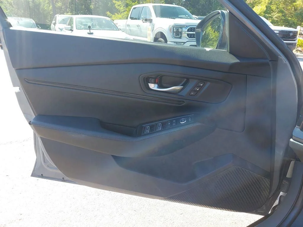 Used 2024  Honda Touring image 26
