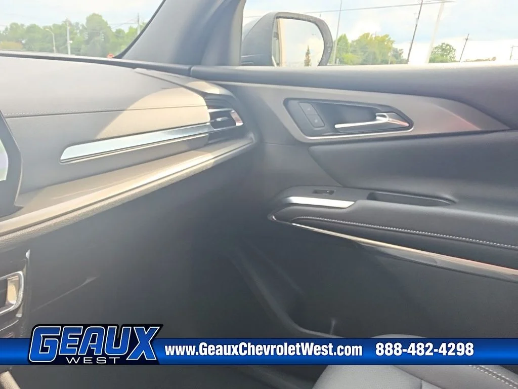Used 2026 White Chevrolet LT image 25