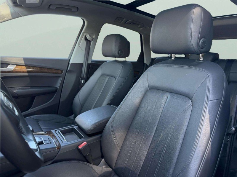 Used 2018 Florett Silver Metallic Audi Premium Plus image 20