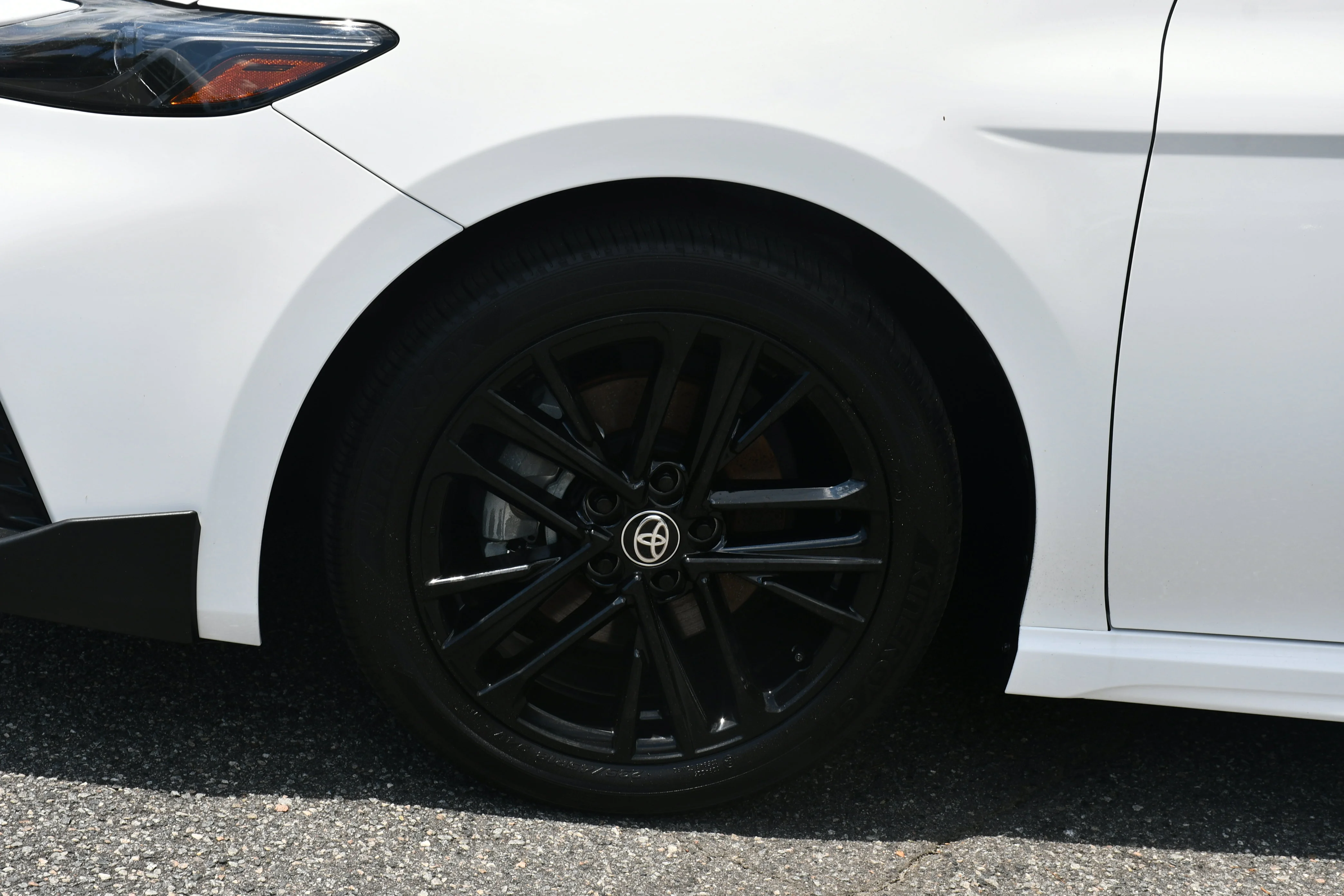 Certified Used 2025 White Toyota SE image 21