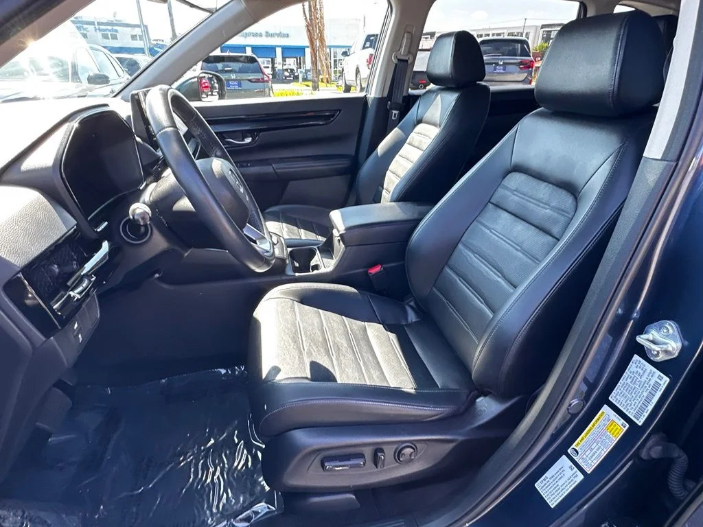 Used 2023  Honda EX-L image 22