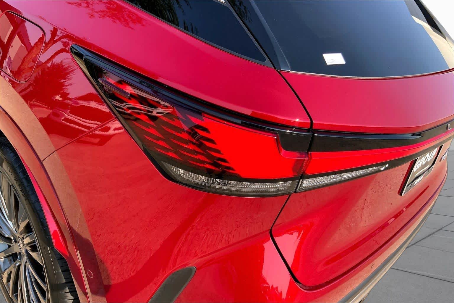 Used 2025 Matador Red Mica Lexus Luxury image 29