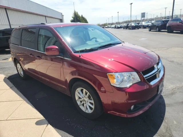 2020 Dodge Grand Caravan SXT's photo
