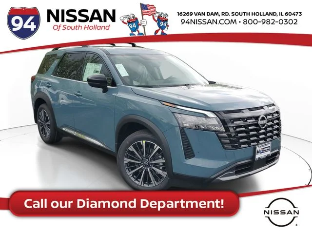 2026 Nissan Pathfinder Platinum 4WD's photo